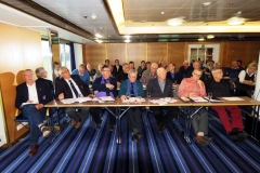 Autokilta laivaristeilyllä